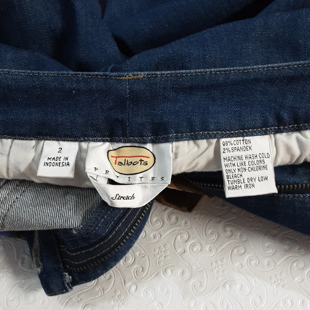 Talbots Women’s Dark Blue Denim Culotte Jeans - Picture 6 of 6